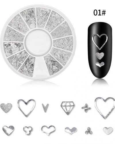 NAIL DECO AND SILVER RIVET WHEEL -1